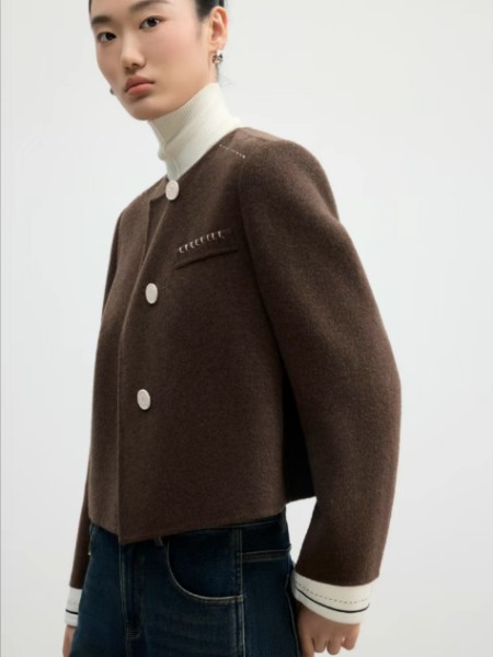 YXZ尤西子(YXZ)女装品牌2025秋冬季最新产品展示