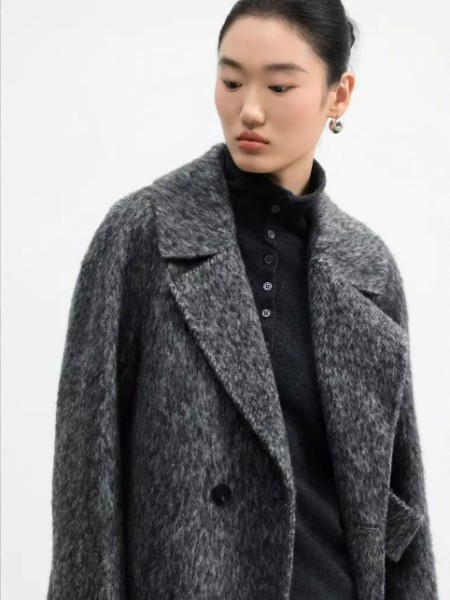 YXZ尤西子(YXZ)女装品牌2025秋冬季最新产品展示