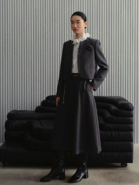 YXZ尤西子(YXZ)女装品牌2025秋冬季最新产品展示