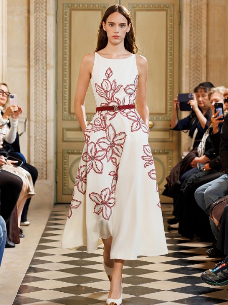 影儿时尚集团女装品牌2025最新产品展示