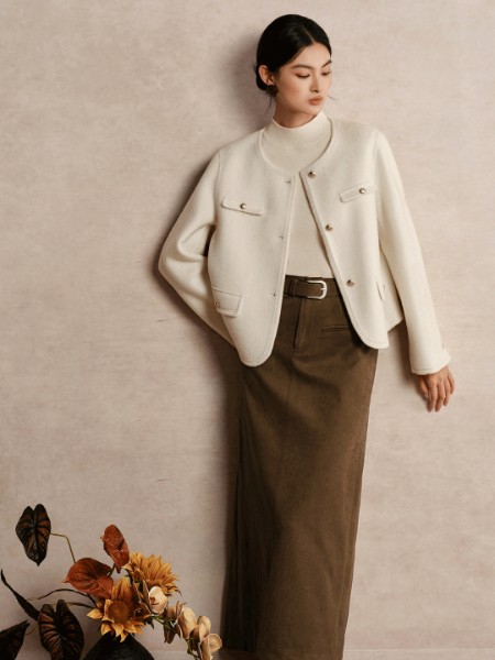 亦谷(YIGUE)女装品牌2025最新产品展示