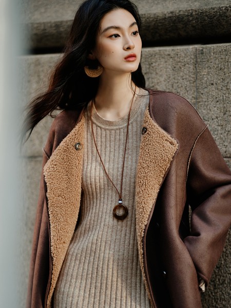 亦谷(YIGUE)女装品牌2025最新产品展示