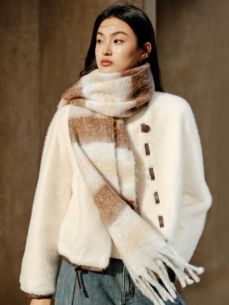 亦谷(YIGUE)女装品牌2025最新产品展示