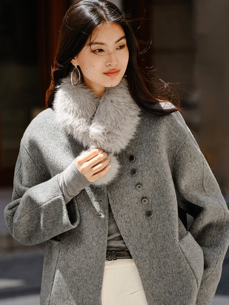 亦谷(YIGUE)女装品牌2025最新产品展示