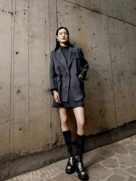 依贝奇(E·BECKY)女装品牌2025最新产品展示