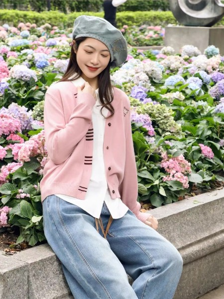 歆艾(歆艾AdmxinAi)女裝品牌2025最新產品展示