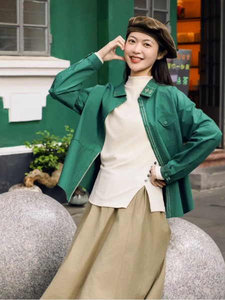 歆艾(歆艾AdmxinAi)女裝品牌2025最新產品展示