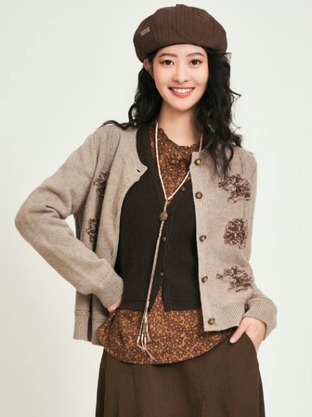 歆艾(歆艾AdmxinAi)女裝品牌2025最新產品展示