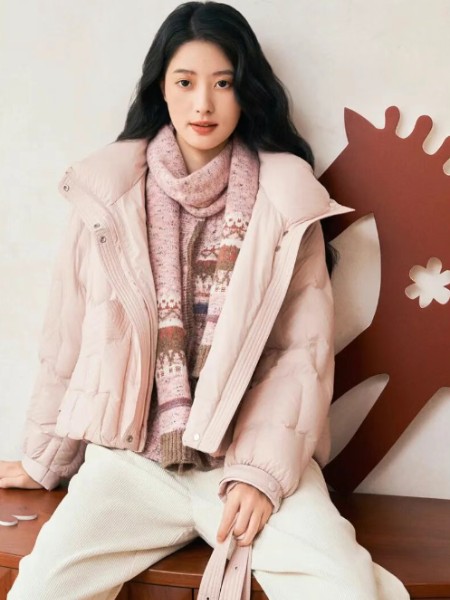 歆艾(歆艾AdmxinAi)女裝品牌2025最新產(chǎn)品展示