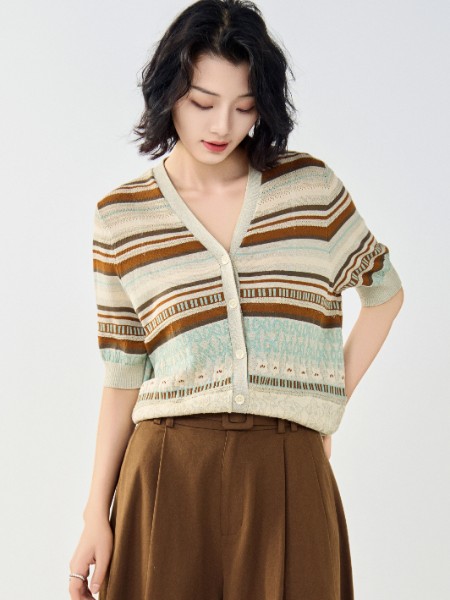 唯弋VIS＆VIO(VIS＆VIO)女裝品牌2025最新產品展示