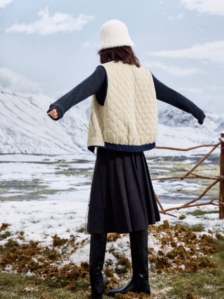 唯弋VIS＆VIO(VIS＆VIO)女装品牌2025最新产品展示