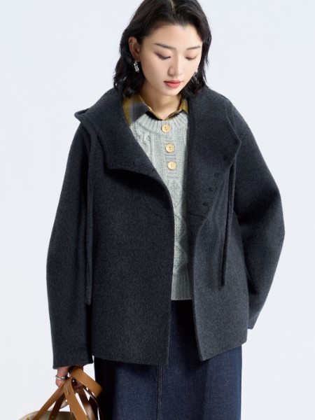 唯弋VIS＆VIO(VIS＆VIO)女裝品牌2025最新產品展示