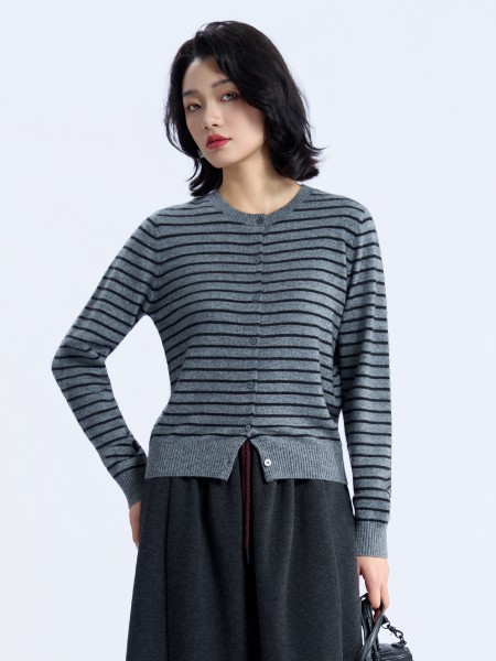 唯弋VIS＆VIO(VIS＆VIO)女装品牌2025最新产品展示