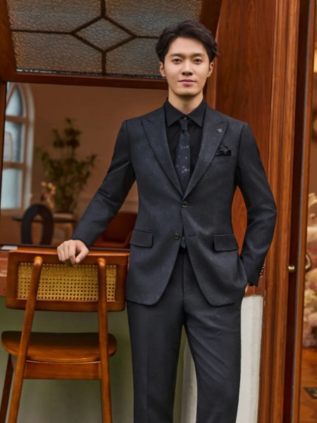 VSARNNI男裝品牌2025最新產(chǎn)品展示