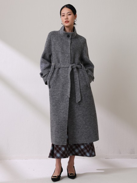 艾麗哲(Ailizhe)女裝品牌2025年冬季最新產品展示