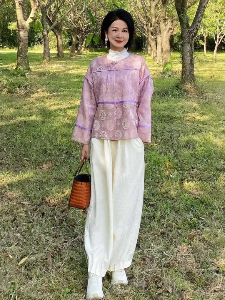 來龍女裝品牌2025年新中式盤扣唐裝冬季新品