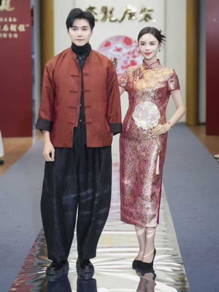 來龍男裝女裝2025年新中式婚慶情侶裝冬季最新產品展示