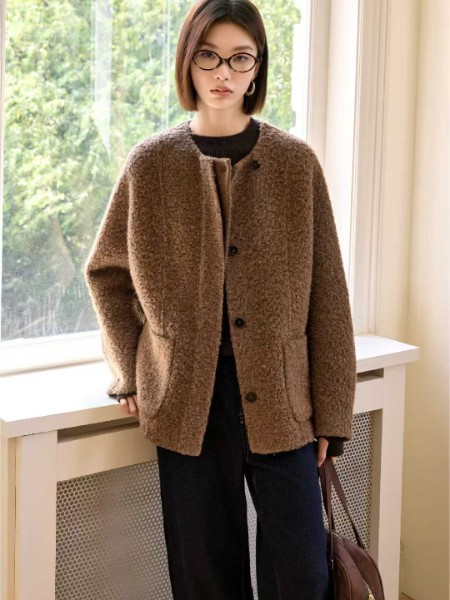 茜可可(Cekeke)女裝品牌2025冬季最新產品展示