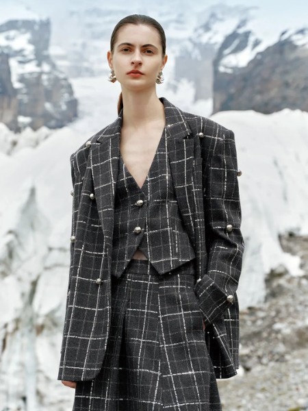 郁香菲(yuxiangfei)女裝品牌2025最新產(chǎn)品展示