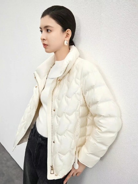 郁香菲(yuxiangfei)女裝品牌2025最新產(chǎn)品展示