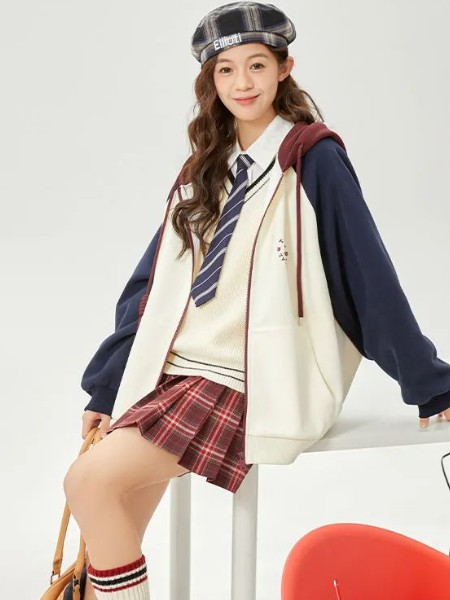 唐獅(TONLION)休閑牛仔品牌2025最新產品展示