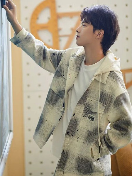 唐獅(TONLION)休閑牛仔品牌2025最新產品展示