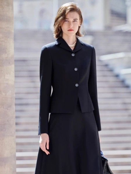 SOLOSALI所羅男裝品牌2025最新產(chǎn)品展示