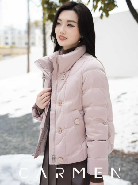 想加盟中高端轻奢女装哪个品牌好？卡蔓(CARMEN)女装诚邀您的加入！