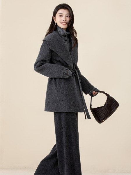 詩夢女裝品牌2025最新產(chǎn)品展示