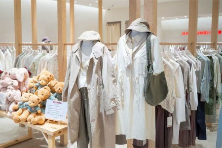 簡與媄女裝品牌最新企業形象展示