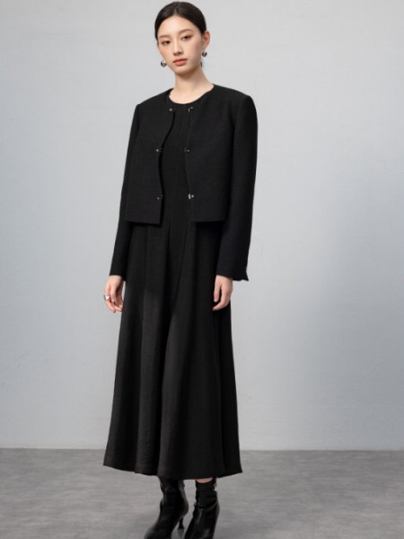 喜西女裝品牌2025年冬季最新產品展示