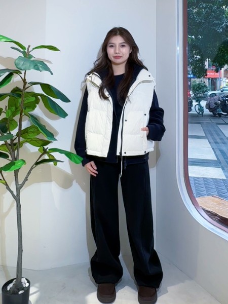 加盟所季女装要加盟费吗?要多少启动资金？