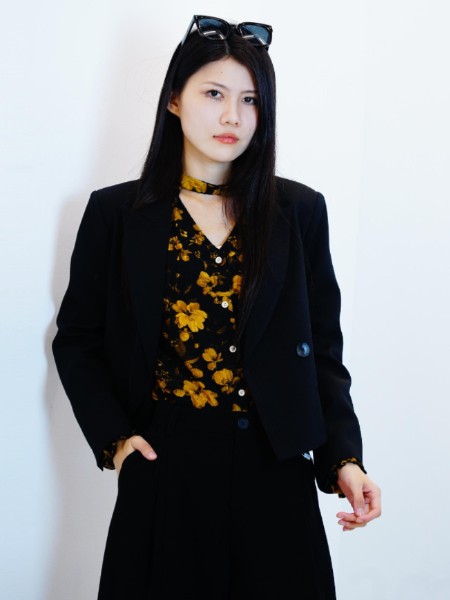 羅曼可女裝品牌2025年冬季最新產(chǎn)品展示