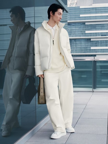 太平鳥(PEACEBIRD)男裝品牌2025冬季最新產(chǎn)品展示