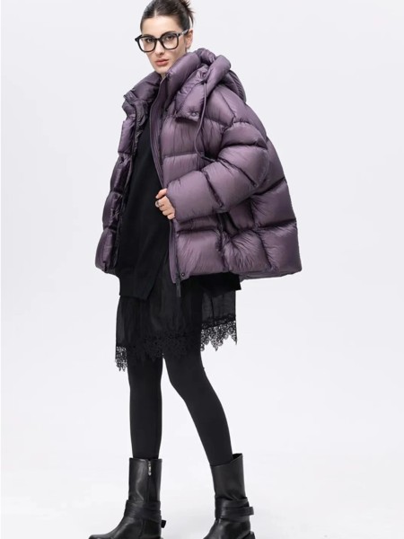 歐E[OEEO]女裝品牌2025冬季最新產(chǎn)品展示