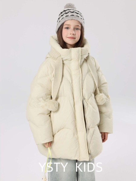 依世童緣童裝品牌2025冬季最新產(chǎn)品展示