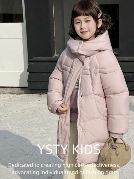 依世童緣童裝品牌2025冬季最新產(chǎn)品展示