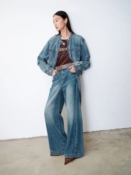 NEELLY納儷女裝品牌2025冬季最新產(chǎn)品展示