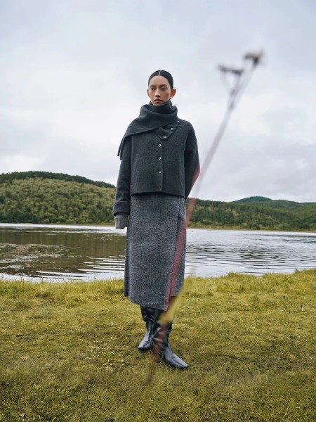 NEELLY納儷女裝品牌2025冬季最新產品展示