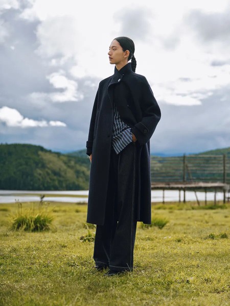 NEELLY納儷女裝品牌2025冬季最新產品展示