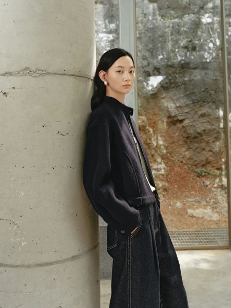 NEELLY納儷女裝品牌2025冬季最新產(chǎn)品展示