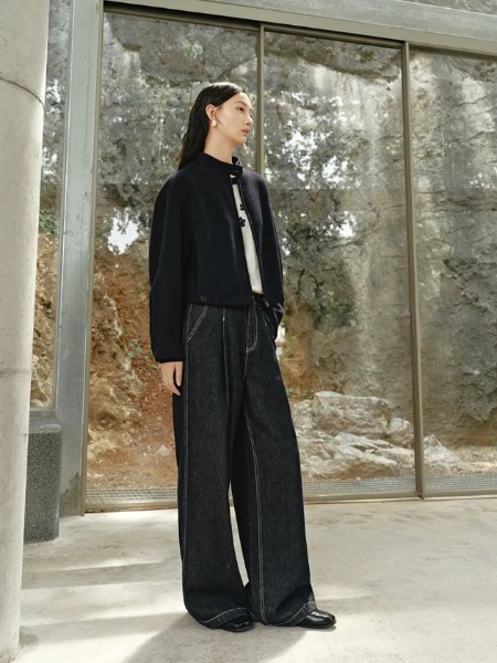 NEELLY納儷女裝品牌2025冬季最新產(chǎn)品展示