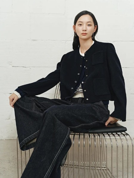 NEELLY納儷女裝品牌2025冬季最新產(chǎn)品展示