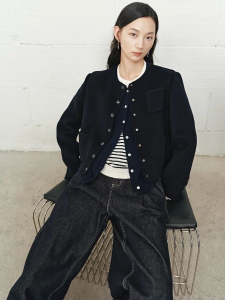 NEELLY納儷女裝品牌2025冬季最新產(chǎn)品展示