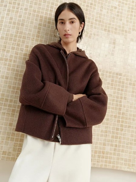 NEELLY納儷女裝品牌2025冬季最新產(chǎn)品展示