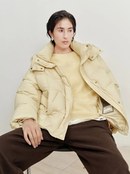 NEELLY納儷女裝品牌2025冬季最新產(chǎn)品展示