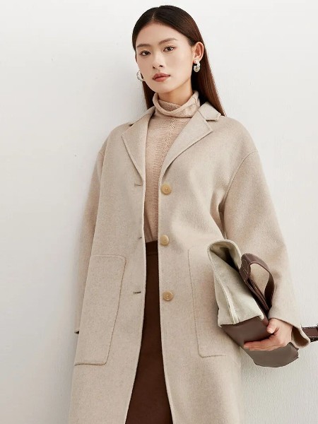 米皇女裝品牌2025冬季最新產品展示