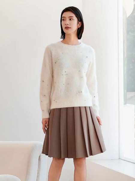 米皇女裝品牌2025冬季最新產品展示