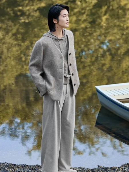 米皇女裝品牌2025冬季最新產品展示