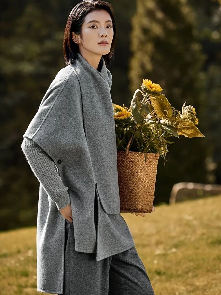 米皇女裝品牌2025冬季最新產品展示